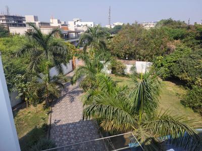 Balcony Image of 6000 Sq.ft 6 BHK Villa for sale in Shankar Nagar Raipur for Rs. 75000000