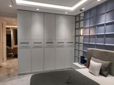 Bedroom Image of 2300 Sq.ft 3 BHK Apartment / Flat for sale in Vile Parle West Mumbai for Rs. 110000000
