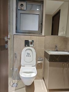 Common Bathroom Image of 1200 Sq.ft 3 BHK Apartment / Flat for rent in Piramal Aranya, Byculla Mumbai for Rs. 170000