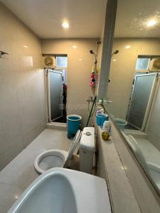 Bathroom Image of 900 Sq.ft 2 BHK Apartment / Flat for sale in Bluebell Apartment, Hiranandani Estate Thane for Rs. 17000000