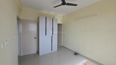 Bedroom Image of 680 Sq.ft 2 BHK Apartment / Flat for rent in Pyramid Elite, Sector 86 Gurgaon for Rs. 18000