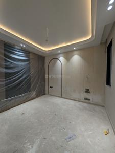 Bedroom Image of 3600 Sq.ft 4 BHK Builder Floor for sale in East Of Kailash New Delhi for Rs. 85000000