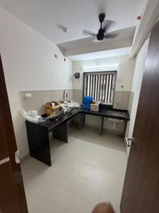 Kitchen Image of 650 Sq.ft 2 BHK Apartment / Flat for rent in Worli Mumbai for Rs. 80000