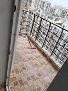 Balcony Image of 1150 Sq.ft 2.5 BHK Apartment / Flat for sale in Express Zenith, Sector 77 Noida for Rs. 12600000