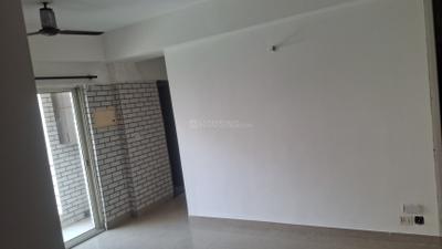 Living Room Image of 825 Sq.ft 2 BHK Apartment / Flat for sale in Paras Tierea, Sector 137 Noida for Rs. 7000000