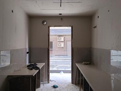 Kitchen Image of 1350 Sq.ft 4 BHK Apartment / Flat for sale in Sector 38 Rohini New Delhi for Rs. 10500000