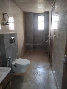 Bathroom Image of 1600 Sq.ft 3 BHK Apartment / Flat for sale in Shalimar Garden Ghaziabad for Rs. 8000000