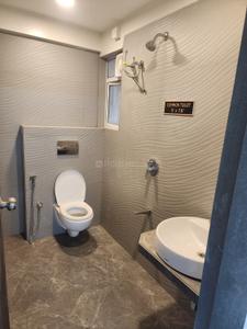 Bathroom Image of 764 Sq.ft 1.5 BHK Apartment / Flat for sale in Vision Heights, Jogeshwari West Mumbai for Rs. 17500000