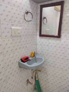 Bathroom Image of 1080 Sq.ft 2 BHK Apartment / Flat for sale in Niyati Apartment, Kankaria Ahmedabad for Rs. 6000000