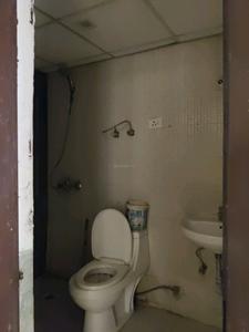 Common Bathroom Image of 800 Sq.ft 2 BHK Apartment / Flat for sale in Star Realcon Rameshwaram, Ghukna Ghaziabad for Rs. 5800000