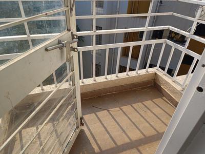 Balcony Image of 800 Sq.ft 1 BHK Apartment / Flat for rent in Varma Fortune House, Kharadi Pune for Rs. 27000