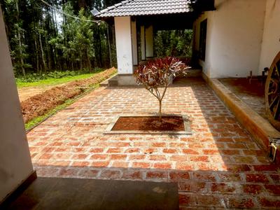 Balcony Image of 3900 Sq.ft 2.5 BHK Independent House for sale in Mugathihalli Chikkamagaluru for Rs. 25000000