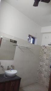 Bathroom Image of 1350 Sq.ft 2 BHK Builder Floor for rent in Gajsinghpur Jaipur for Rs. 17000