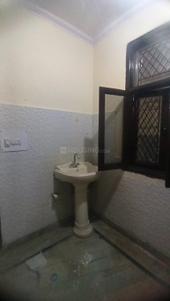 Bathroom Image of 460 Sq.ft 1 BHK Builder Floor for rent in Dabri New Delhi for Rs. 10000