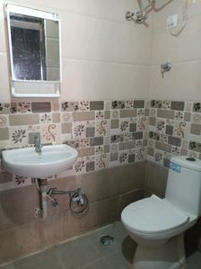 Bedroom One Image of 1140 Sq.ft 2 BHK Apartment / Flat for rent in Vasu Sri Sunrise, Gundlapochampalli Hyderabad for Rs. 17000