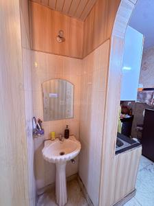 Bathroom Image of 460 Sq.ft 1 BHK Independent House for sale in  RWA Block C Jeevan Park, Bindapur New Delhi for Rs. 15000000