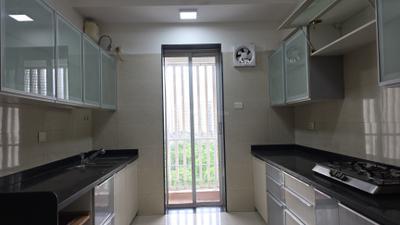 Kitchen Image of 1750 Sq.ft 3 BHK Apartment / Flat for sale in Lokhandwala Octacrest, Kandivali East Mumbai for Rs. 40000000