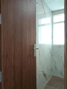 Common Bathroom Image of 1950 Sq.ft 3 BHK Apartment / Flat for sale in Express Zenith, Sector 77 Noida for Rs. 26500000