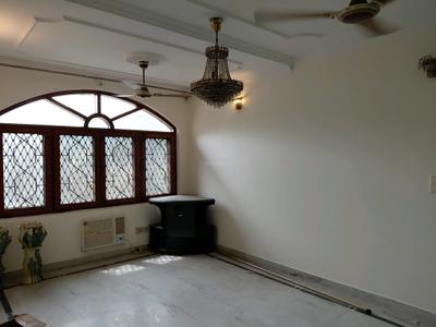 Living Room Image of 1550 Sq.ft 3 BHK Apartment / Flat for rent in Sarita Vihar New Delhi for Rs. 45000