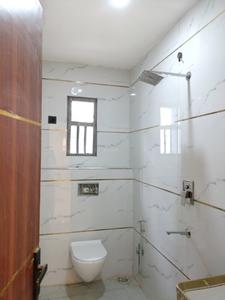 Common Bathroom Image of 1100 Sq.ft 3 BHK Apartment / Flat for sale in Deenpur New Delhi for Rs. 7800000