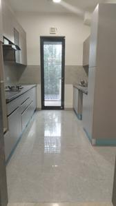 Kitchen Image of 2600 Sq.ft 3 BHK Builder Floor for rent in South City Floors 1, Sector 41 Gurgaon for Rs. 80000