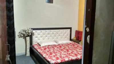 Bedroom Image of 800 Sq.ft 2 BHK Apartment / Flat for sale in Aliganj Lucknow for Rs. 4500000