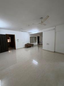 Living Room Image of 1400 Sq.ft 3 BHK Builder Floor for sale in Vile Parle East Mumbai for Rs. 67500000