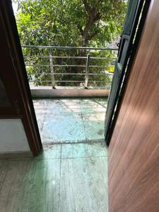 Balcony Image of 950 Sq.ft 2 BHK Builder Floor for sale in Indirapuram Ghaziabad for Rs. 7200000