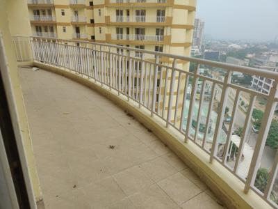 Balcony Image of 2415 Sq.ft 4 BHK Apartment / Flat for rent in Rise Organic Homes Phase 1, Mahurali Ghaziabad for Rs. 40000