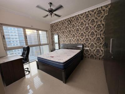 Bedroom Image of 1100 Sq.ft 2 BHK Apartment / Flat for rent in Amanora Aspire Towers, Hadapsar Pune for Rs. 50000