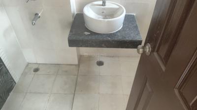Bathroom Image of 1240 Sq.ft 3 BHK Apartment / Flat for sale in Paramount Floraville, Sector 137 Noida for Rs. 14500000
