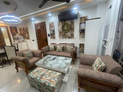 Hall Image of 1610 Sq.ft 3 BHK Apartment / Flat for sale in Sector 102 Noida for Rs. 9800000