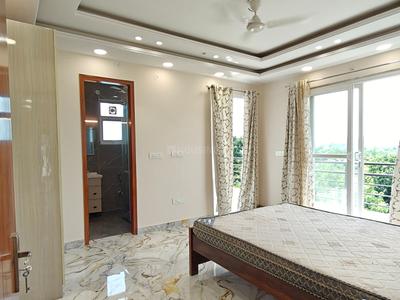 Bedroom Image of 1800 Sq.ft 3 BHK Apartment / Flat for rent in Hill View Apartments, Vasant Vihar New Delhi for Rs. 125000