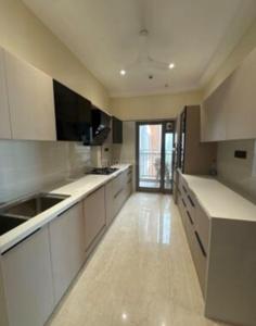 Kitchen Image of 1450 Sq.ft 3 BHK Apartment / Flat for sale in Piramal Mahalaxmi, Worli Mumbai for Rs. 120000000
