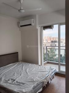 Bedroom Image of 975 Sq.ft 1.5 BHK Apartment / Flat for rent in Godrej Golf Link, Jaypee Greens Greater Noida for Rs. 40000