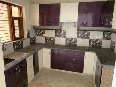 Kitchen Image of 1500 Sq.ft 2 BHK Independent House for rent in Sector 52 Gurgaon for Rs. 50000