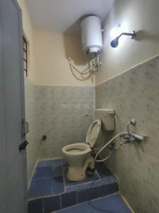 Bathroom Image of 500 Sq.ft 1 BHK Builder Floor for rent in Indira Nagar Bengaluru for Rs. 25000