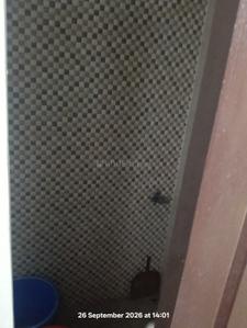 Bathroom Image of 585 Sq.ft 1 BHK Apartment / Flat for rent in Shubhhomes Urban Homes Phase 2A, Bamheta Village Ghaziabad for Rs. 10000