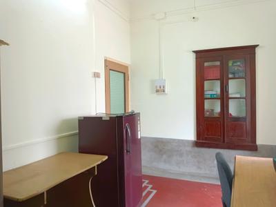 Bedroom Image of 1200 Sq.ft 2 BHK Builder Floor for sale in Kalighat Kolkata for Rs. 9000000