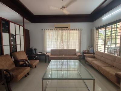 Hall Image of 2700 Sq.ft 4 BHK Independent House for sale in Ambawadi Ahmedabad for Rs. 55000000