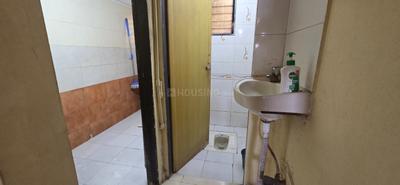 Bathroom Image of 1400 Sq.ft 3 BHK Apartment / Flat for sale in Kamothe Navi Mumbai for Rs. 11500000