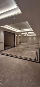 Hall Image of 2799 Sq.ft 5 BHK Builder Floor for rent in Kailash Colony New Delhi for Rs. 350000