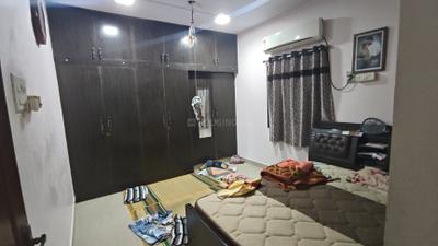 Bedroom Image of 975 Sq.ft 2 BHK Builder Floor for sale in Pammal Chennai for Rs. 5800000
