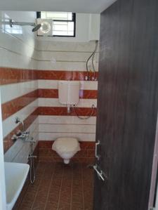 Bathroom Image of 1100 Sq.ft 7 BHK Independent House for rent in Pinnacle Durvang Residency 2, Somalwada Nagpur for Rs. 75000