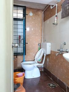 Common Bathroom Image of 1059 Sq.ft 2 BHK Apartment / Flat for rent in Haware Estate, Kasarvadavali Thane for Rs. 22000