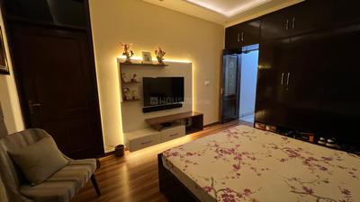 Bedroom Image of 1800 Sq.ft 3 BHK Builder Floor for sale in Patel Nagar New Delhi for Rs. 39900000