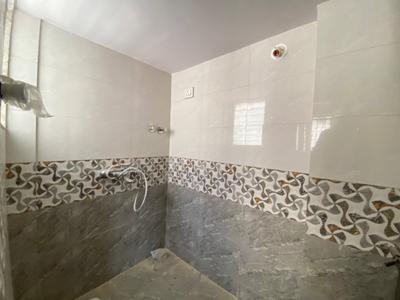 Bathroom Image of 610 Sq.ft 1 BHK Apartment / Flat for sale in A V Shree Krishna Residency, Boisar Mumbai for Rs. 1750000