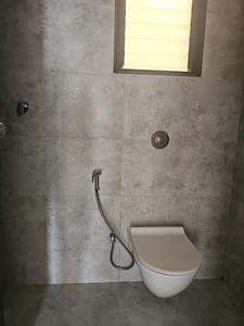 Common Bathroom Image of 1110 Sq.ft 2 BHK Apartment / Flat for rent in Majestique Marbella, Kharadi Pune for Rs. 38000