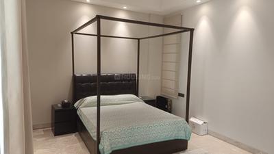 Bedroom Image of 2100 Sq.ft 4 BHK Builder Floor for rent in Anand Lok New Delhi for Rs. 550000