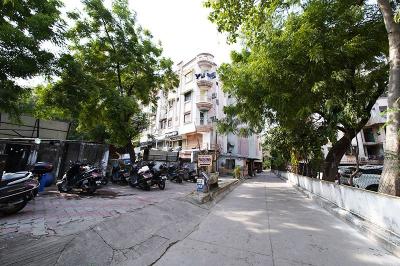 Building Image of 990 Sq.ft 2 BHK Apartment / Flat for sale in Satellite Ahmedabad for Rs. 8500000